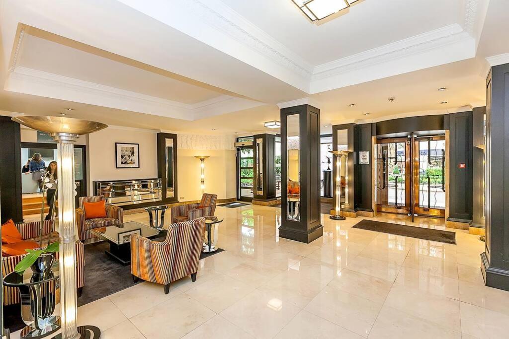 Art-Deco Apartment In Very Popular Chelsea Area Londen Buitenkant foto