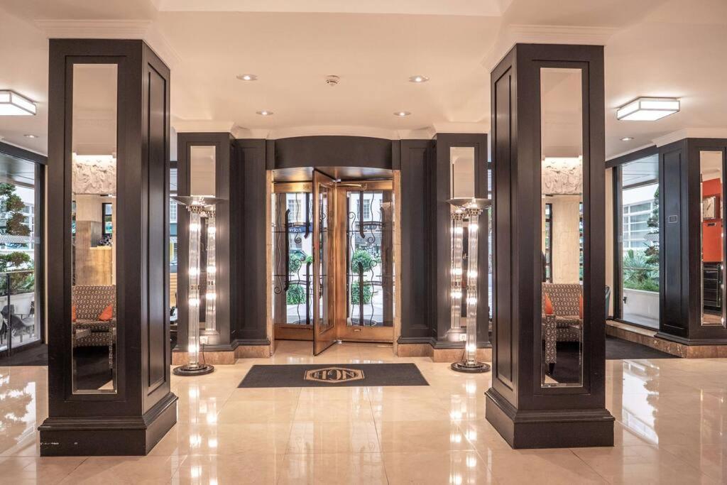 Art-Deco Apartment In Very Popular Chelsea Area Londen Buitenkant foto
