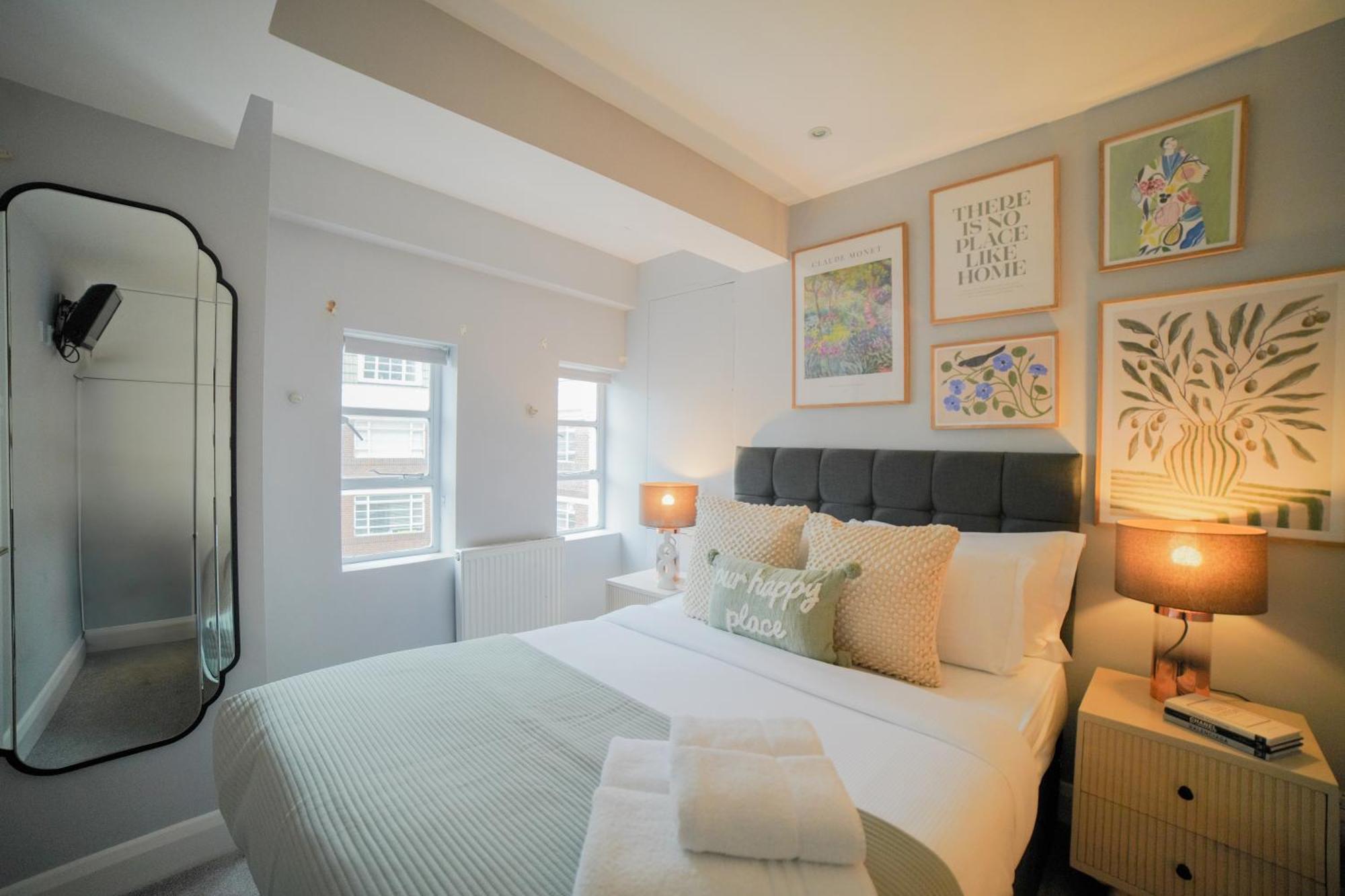 Art-Deco Apartment In Very Popular Chelsea Area Londen Buitenkant foto