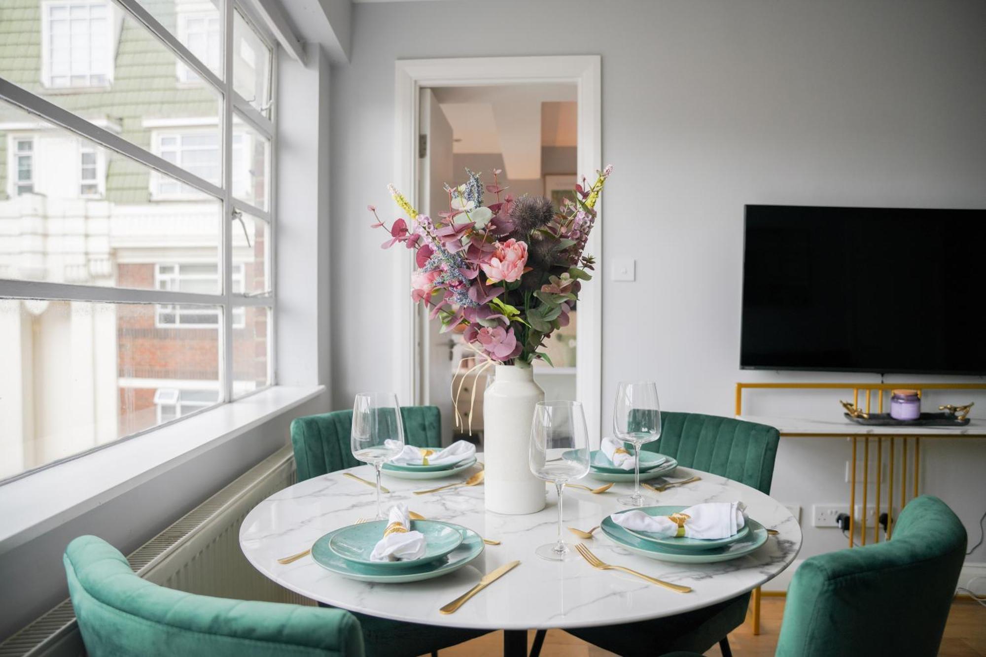 Art-Deco Apartment In Very Popular Chelsea Area Londen Buitenkant foto